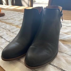 Black Lucky Brand booties